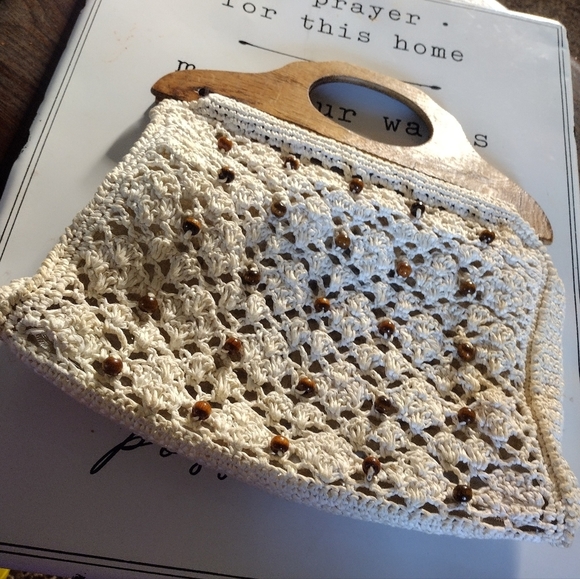 Crochet Handbag - Picture 2 of 4